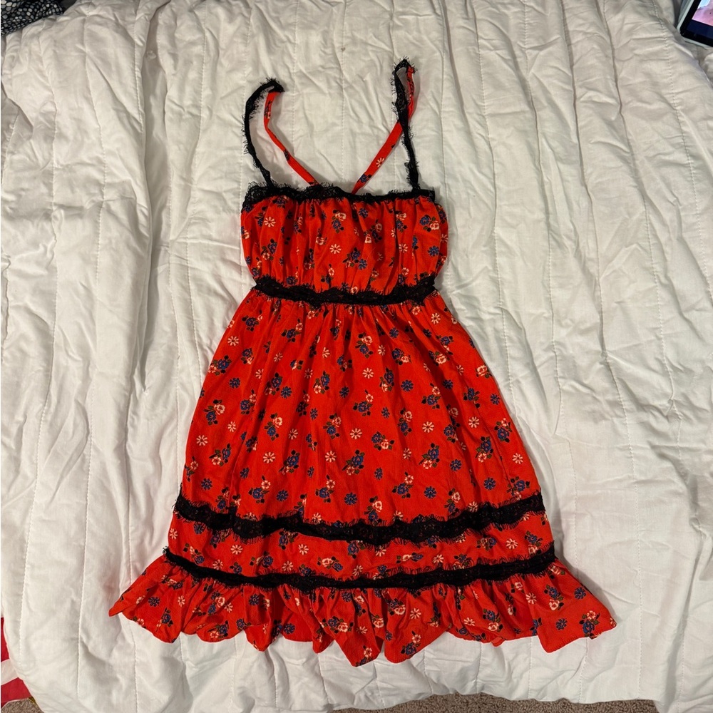 red and black dress urban outfitters nwt size XS
babydoll dress